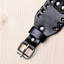 Breites Herren-Lederarmband mit einem Wolf