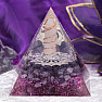 Orgonitpyramide Amethyst mit Kristallkristall