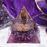 Orgonitpyramide Amethyst mit Amethystkristall