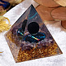 Orgonitpyramide mit Amethyst- und Obsidiankugel